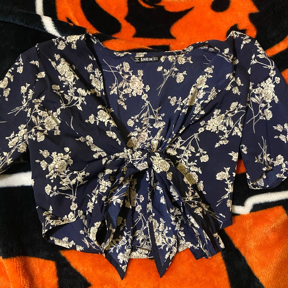Brand new floral top